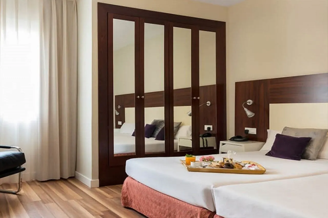Arenas Atiram Hotel Barcelona 4*,